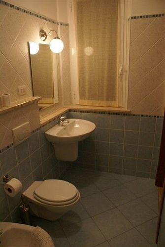 Hotel Bruna Martinsicuro Εξωτερικό φωτογραφία